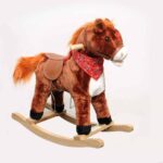 Plišani mali konjić - klackalica
