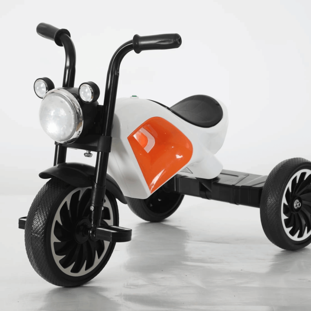 Dečiji tricikl – Moto dizajn sa svetlom beli
